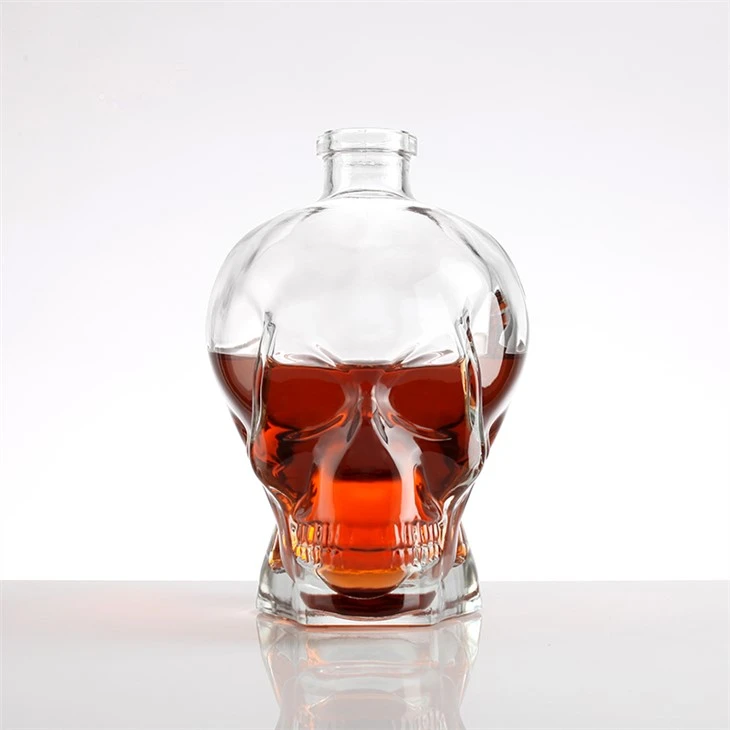 750 ml kozarec za alkoholne pijače Skull