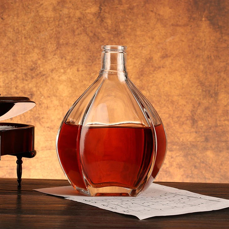 Ovalna steklenica za žganje XO steklenica 500 ml